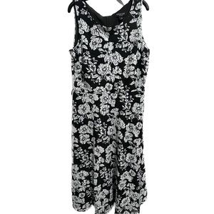 WOMENS BLACK & WHITE FLORAL DRESS